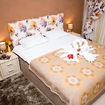 Апартаменты Deluxe Monastery 3