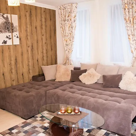 Apartment Deluxe Monastery 3