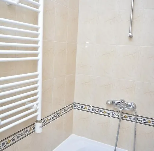 アパート Deluxe Monastery 3